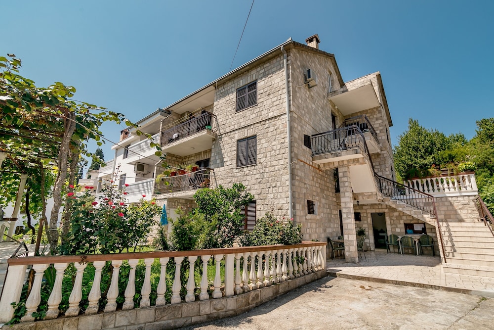 Apartments Marko