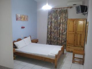 Agios Thomas Hotel