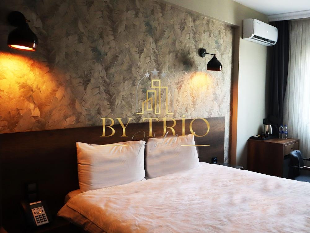 by Trio Hotel