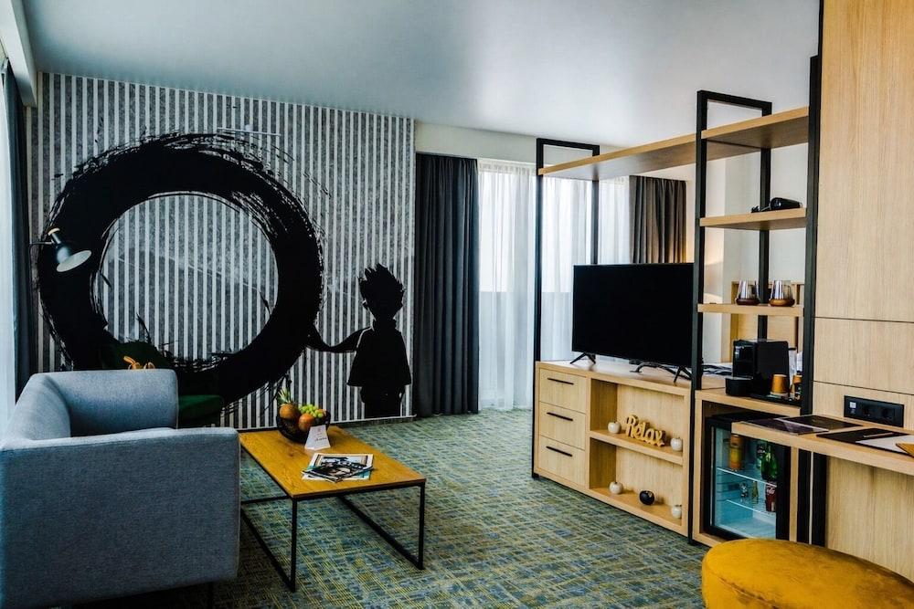 Be One Hotel