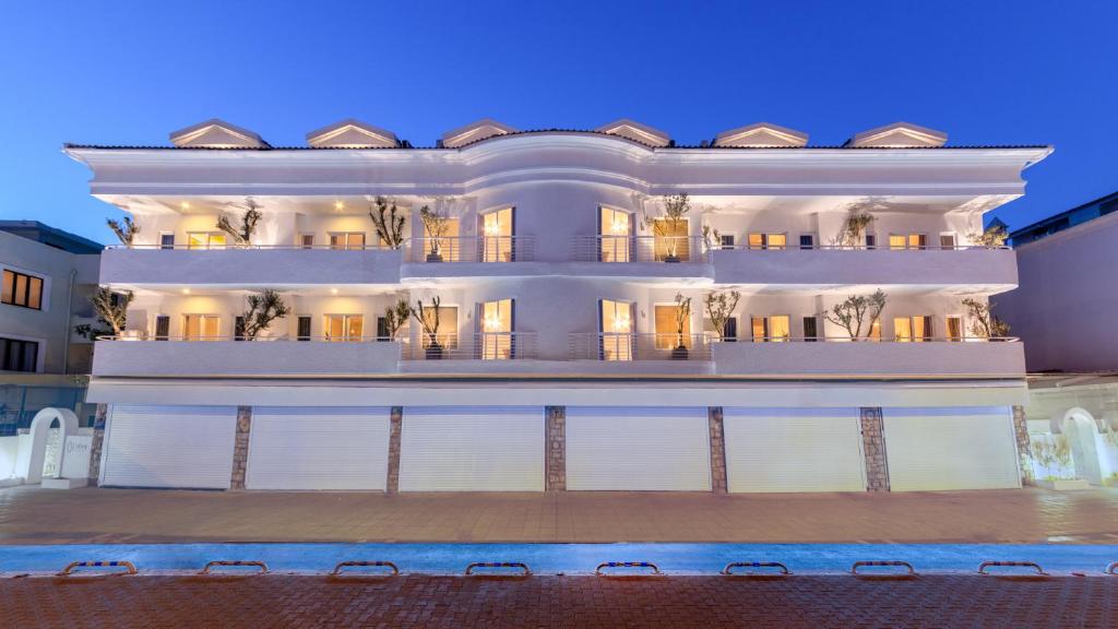 L Olive Homes