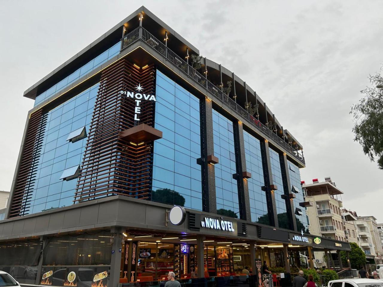01 Nova Otel
