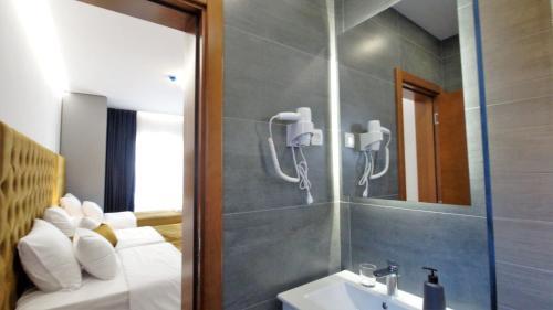 Lolo Luxury Rooms & Suites