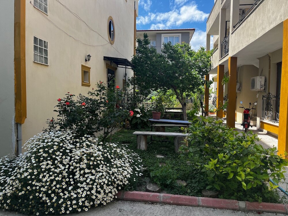 Teos Inn Holiday Apartments