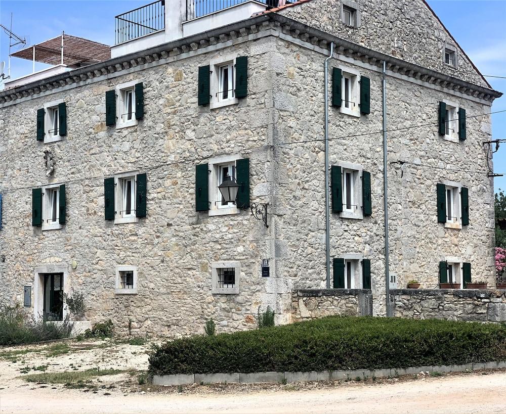 Castello Gulici Porec
