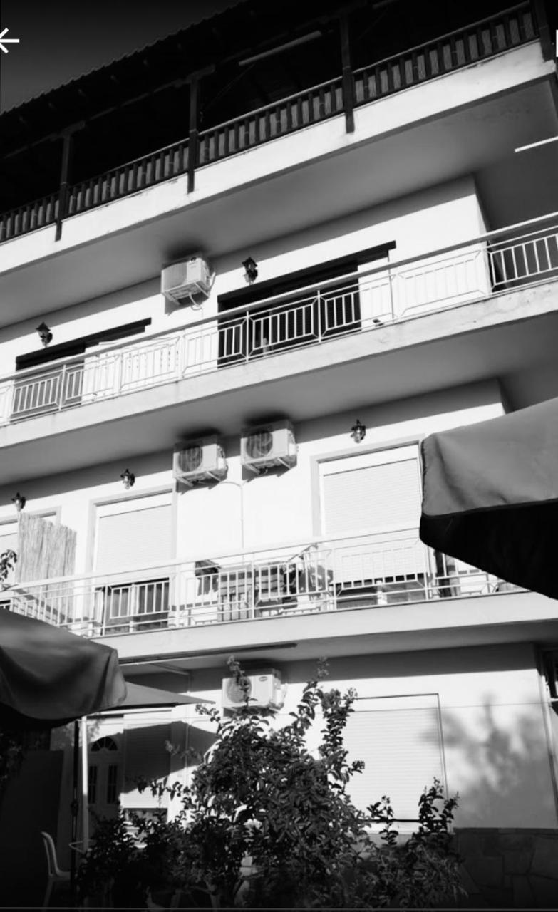 Litsa Haus Estate Residences