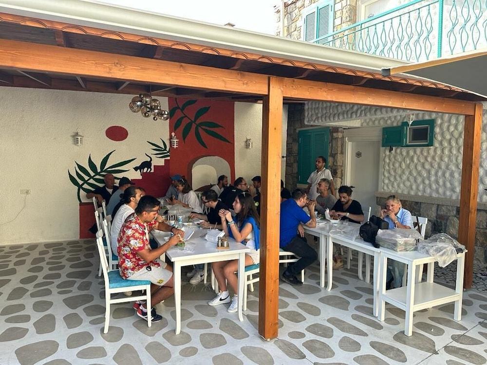 Lotus City Sigacik Boutique Otel