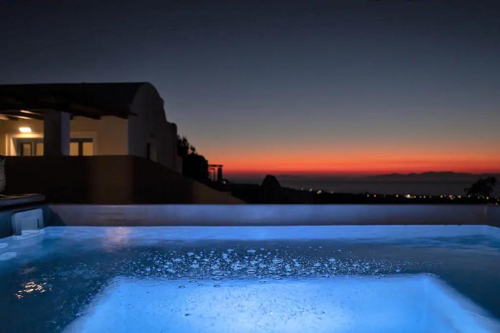 Gtk Santorini Sunset Villa