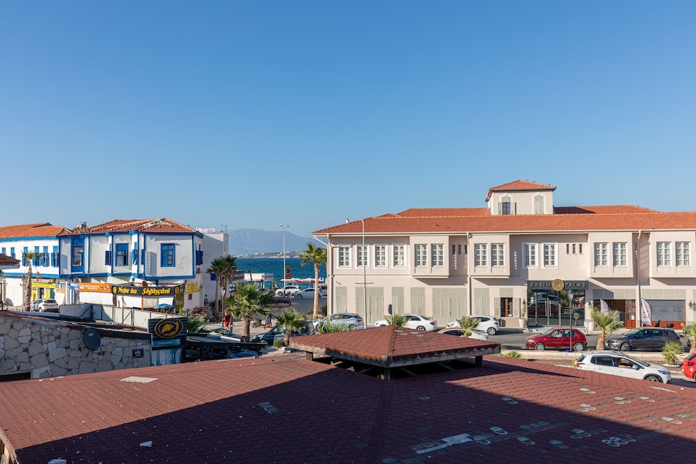 Cumbalica Garden Hotel
