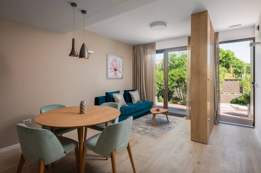 Dedaj Resort Villa Tina