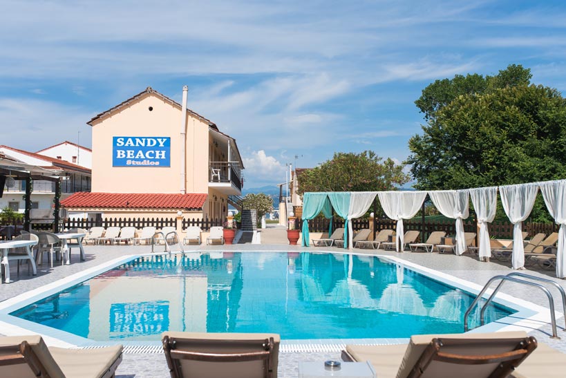Sandy Beach Complex