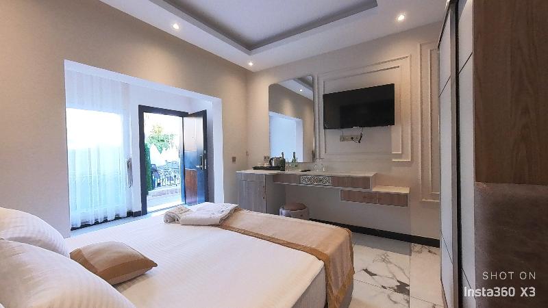 Crb Crown Residence Belek & Healty Spa