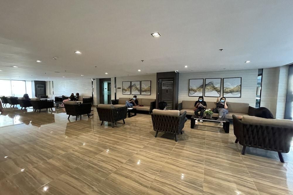 Luxe Air Residences by Makati