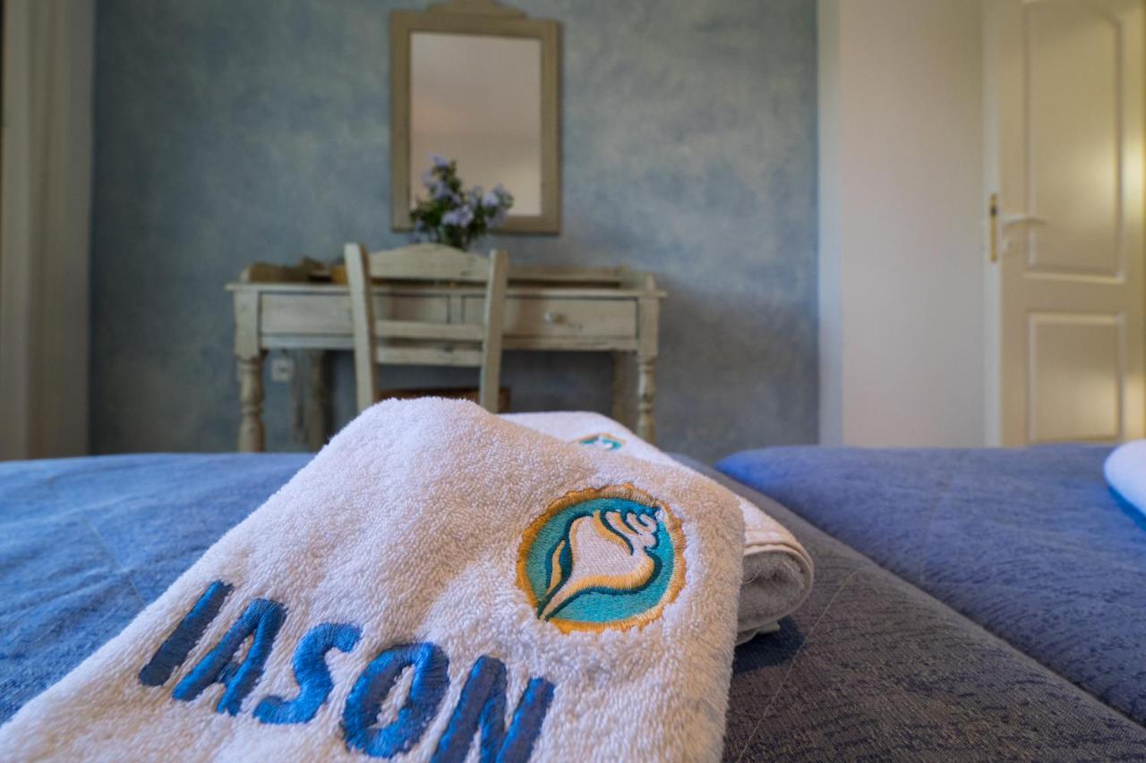 Iason Apartments & Studios
