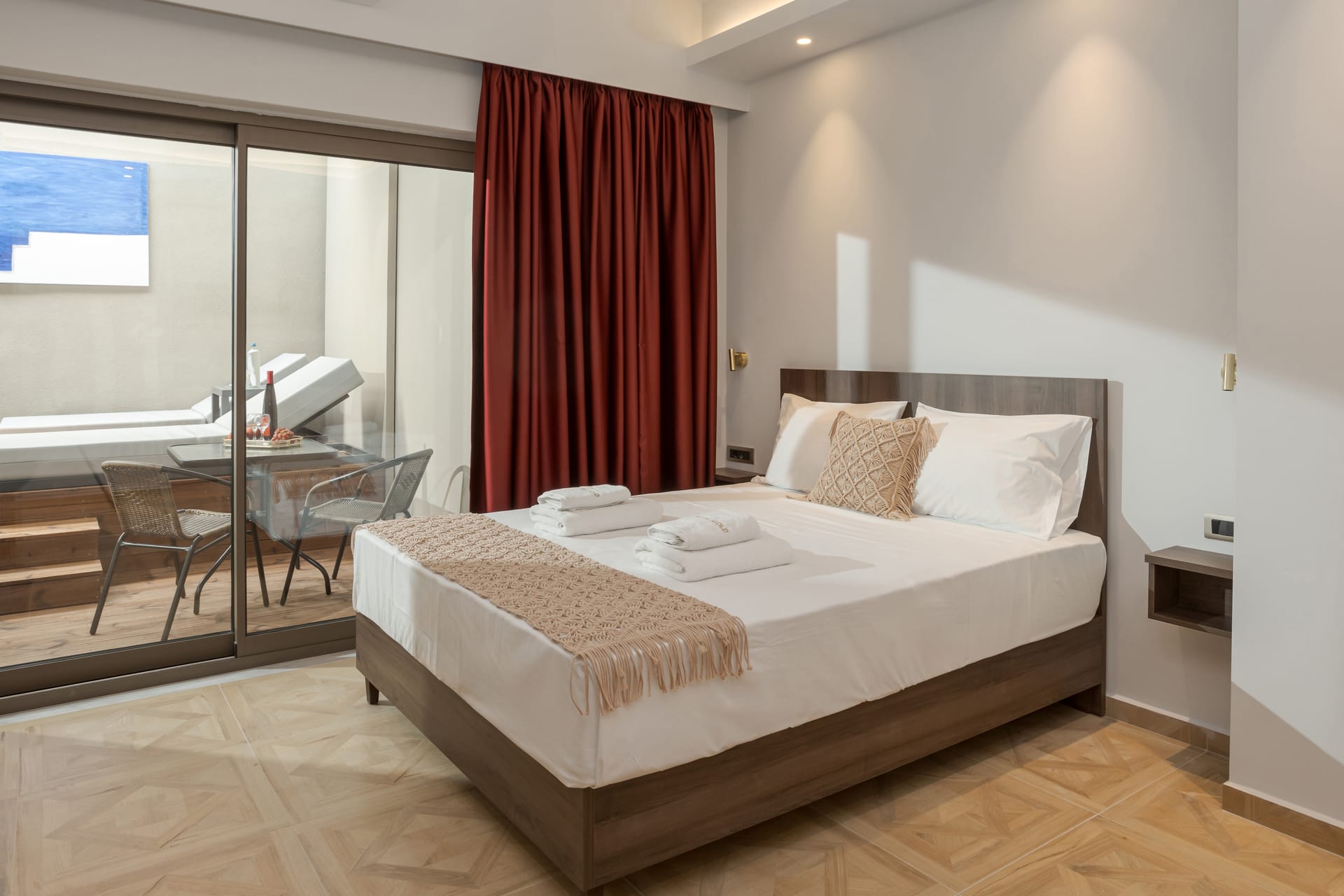 Royal Gold City Suites by Omilos Hotels