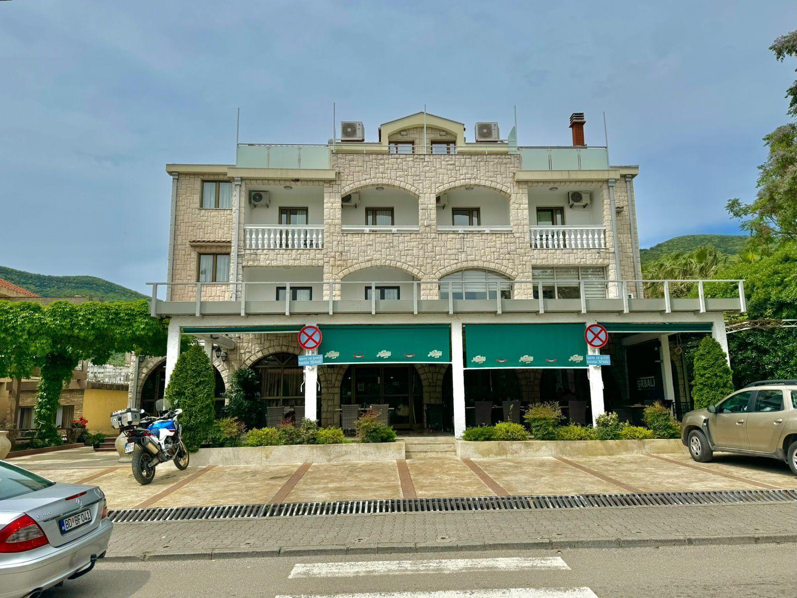Grbalj Hotel