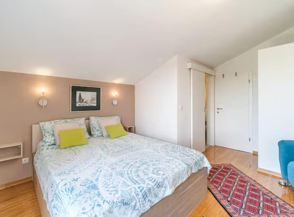 Holiday Home Kuca Sunca