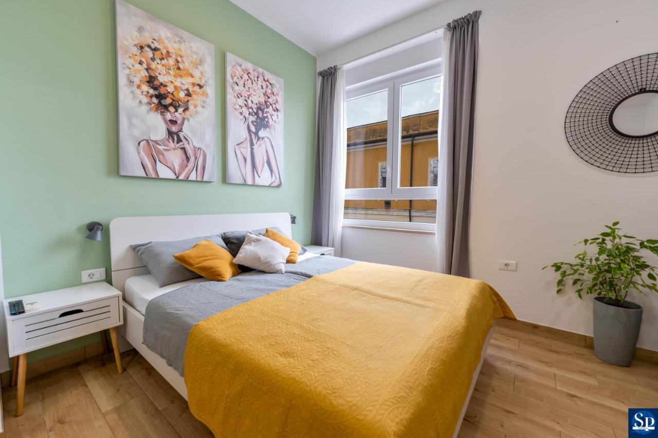 Colosseum Garden Studio Apartments