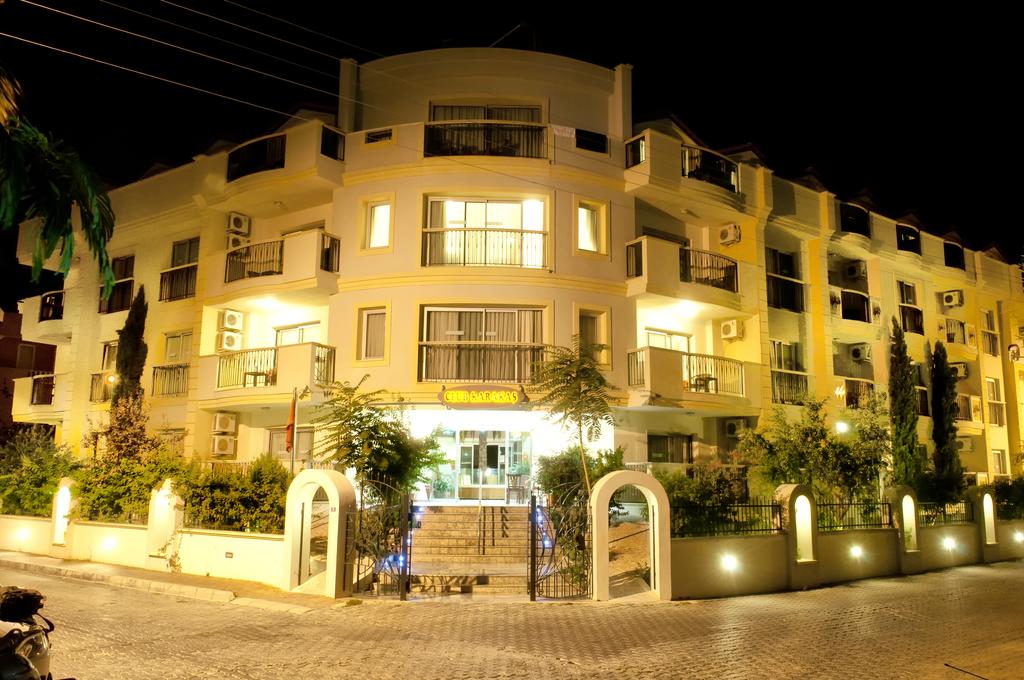 Club Karakas