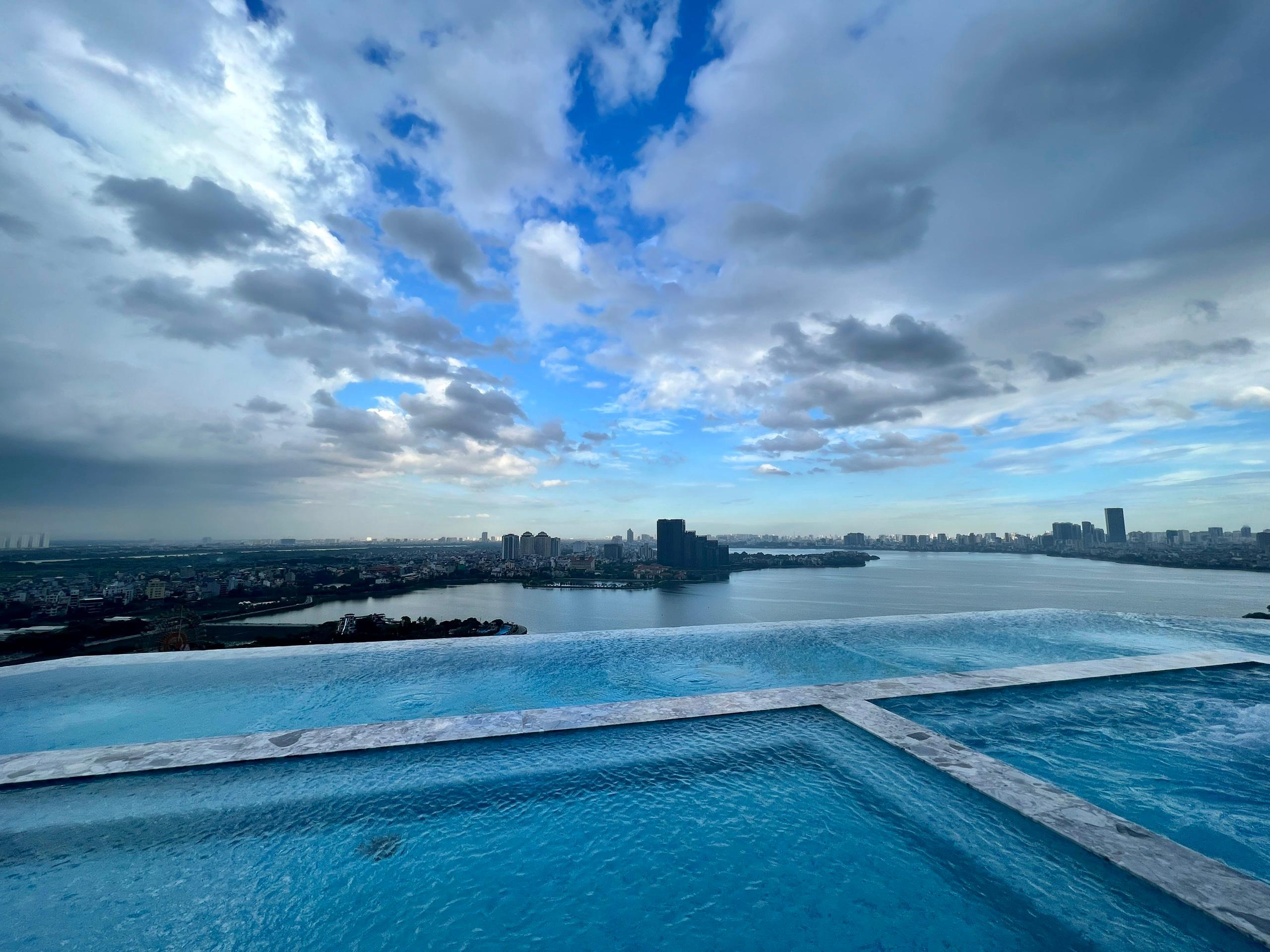 L7 WEST LAKE HANOI by LOTTE Residences