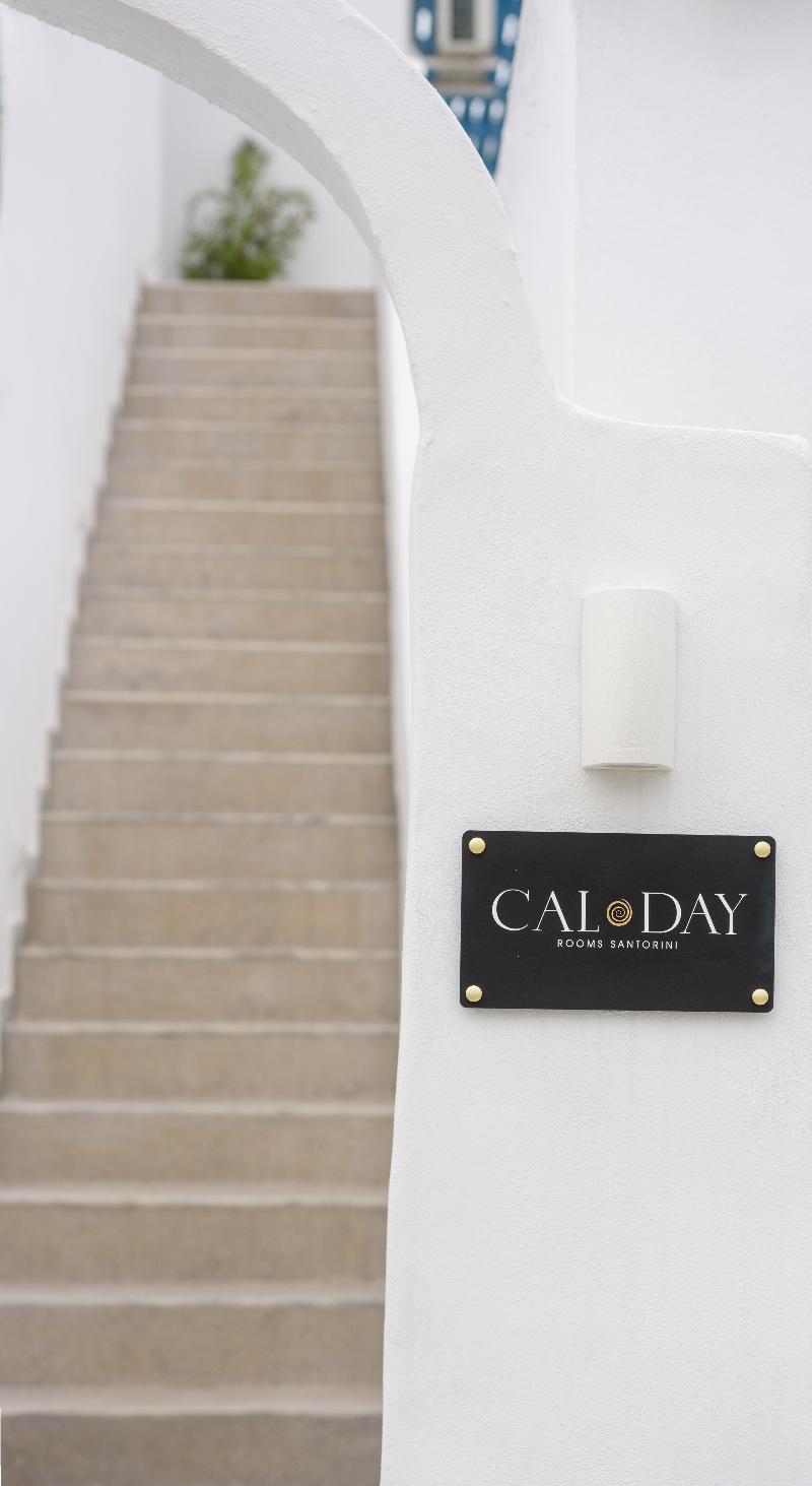 Cal Day Rooms Santorini
