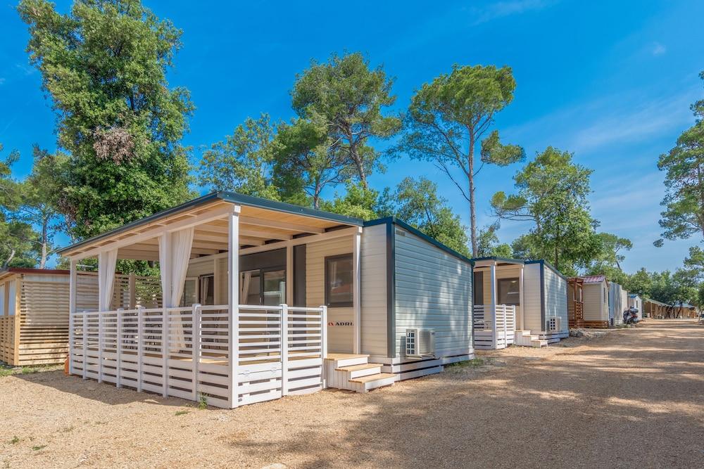 Mobile Home Crystal