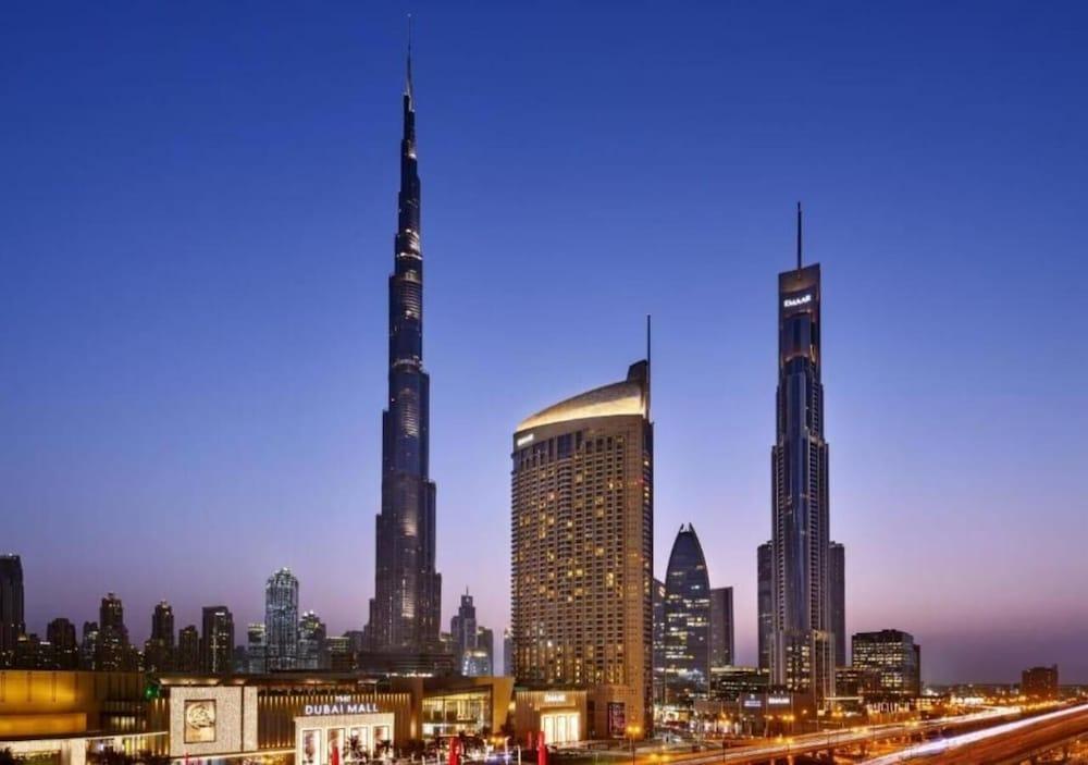 Dubai Mall Fashion Avenue by Durrani Homes