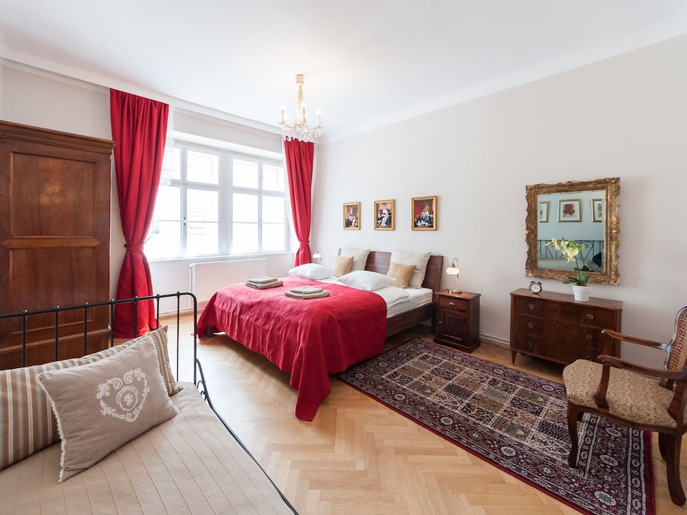 Elegant Vienna