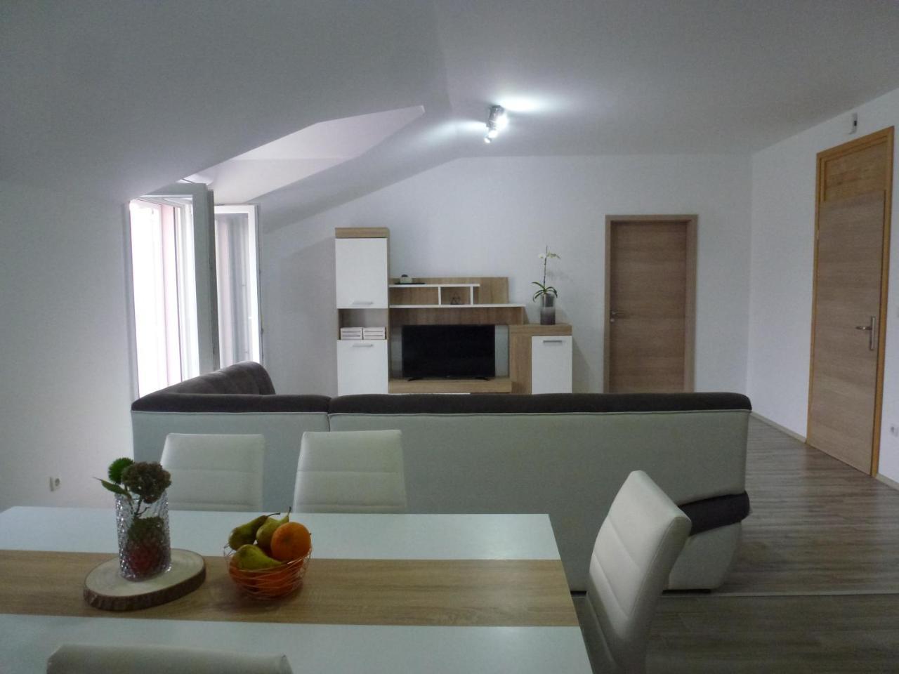 Apartments Slavica Bilice