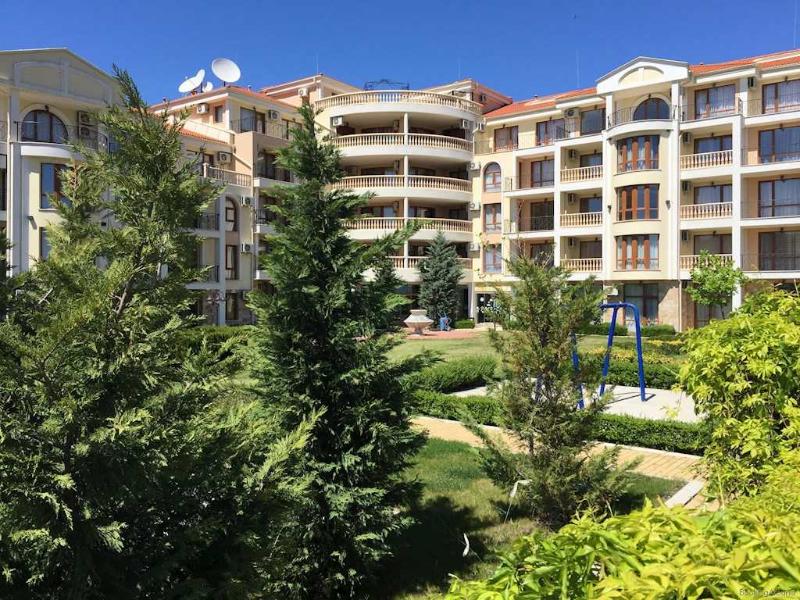 Maisonettes In Royal Bay Residence & Spa