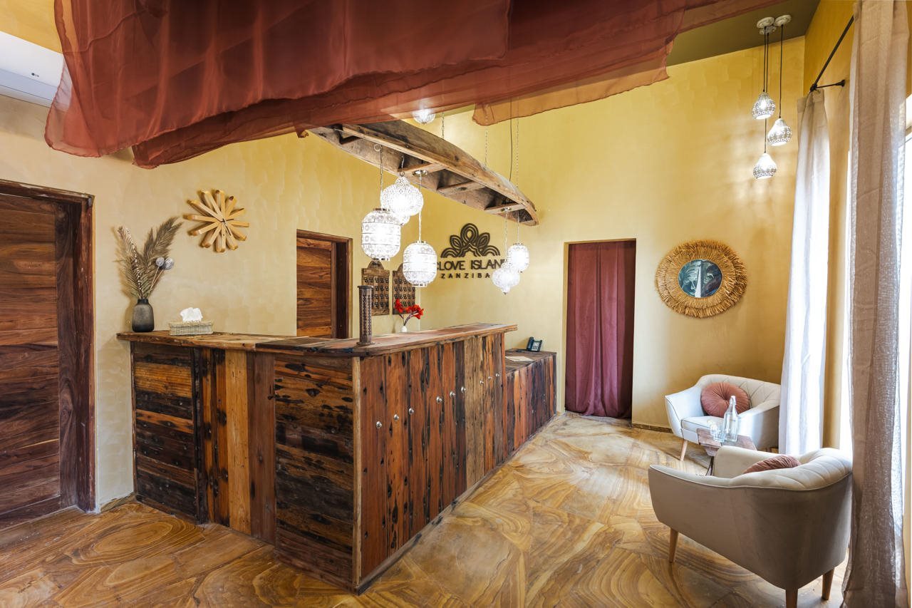Clove Island Essence and Spa