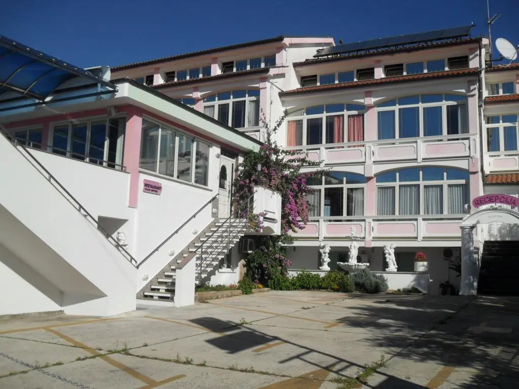Hotel Villa Nico