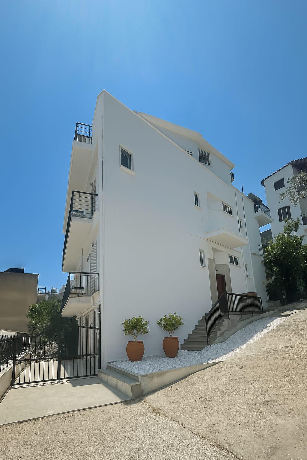 Noma Suites Tolo